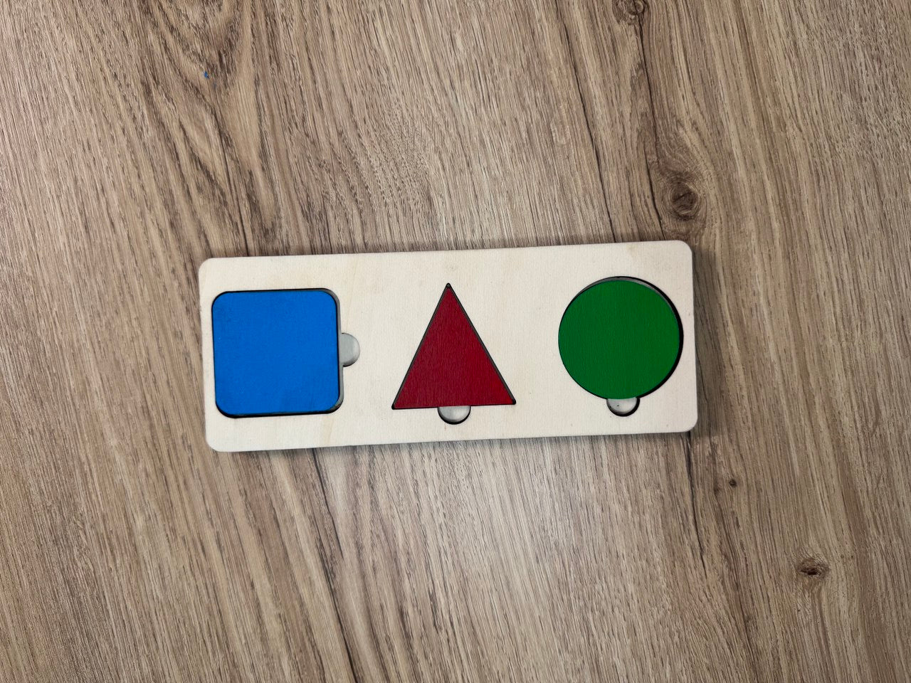Puzzle Montessori Formes Géométriques en Bois