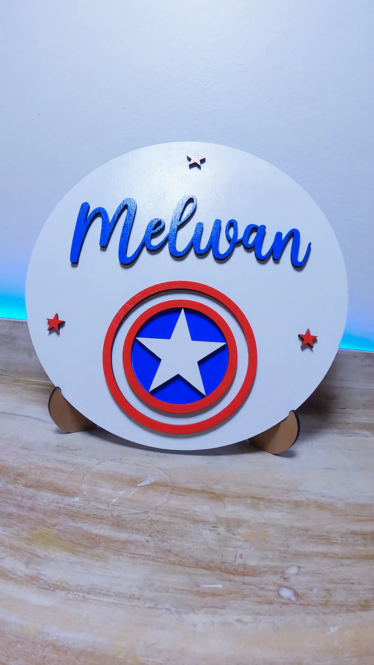 Panneau prénom super-héros – Modèle Captain America
